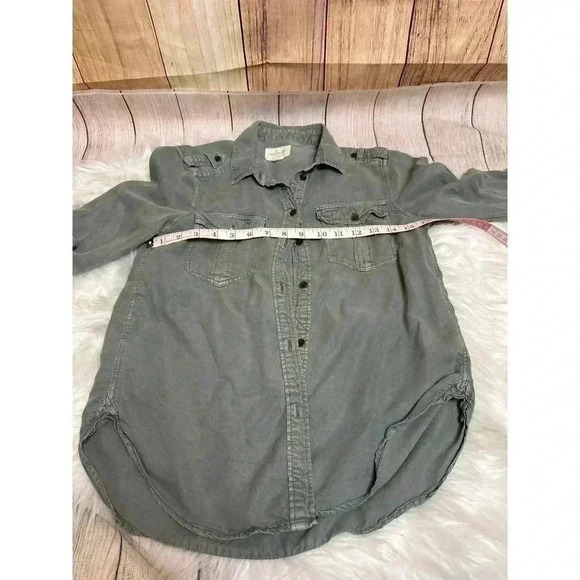 American Eagle Olive Green Button Down Utility Boyfriend Fit Shirt Size XS - Picture 7 of 8
